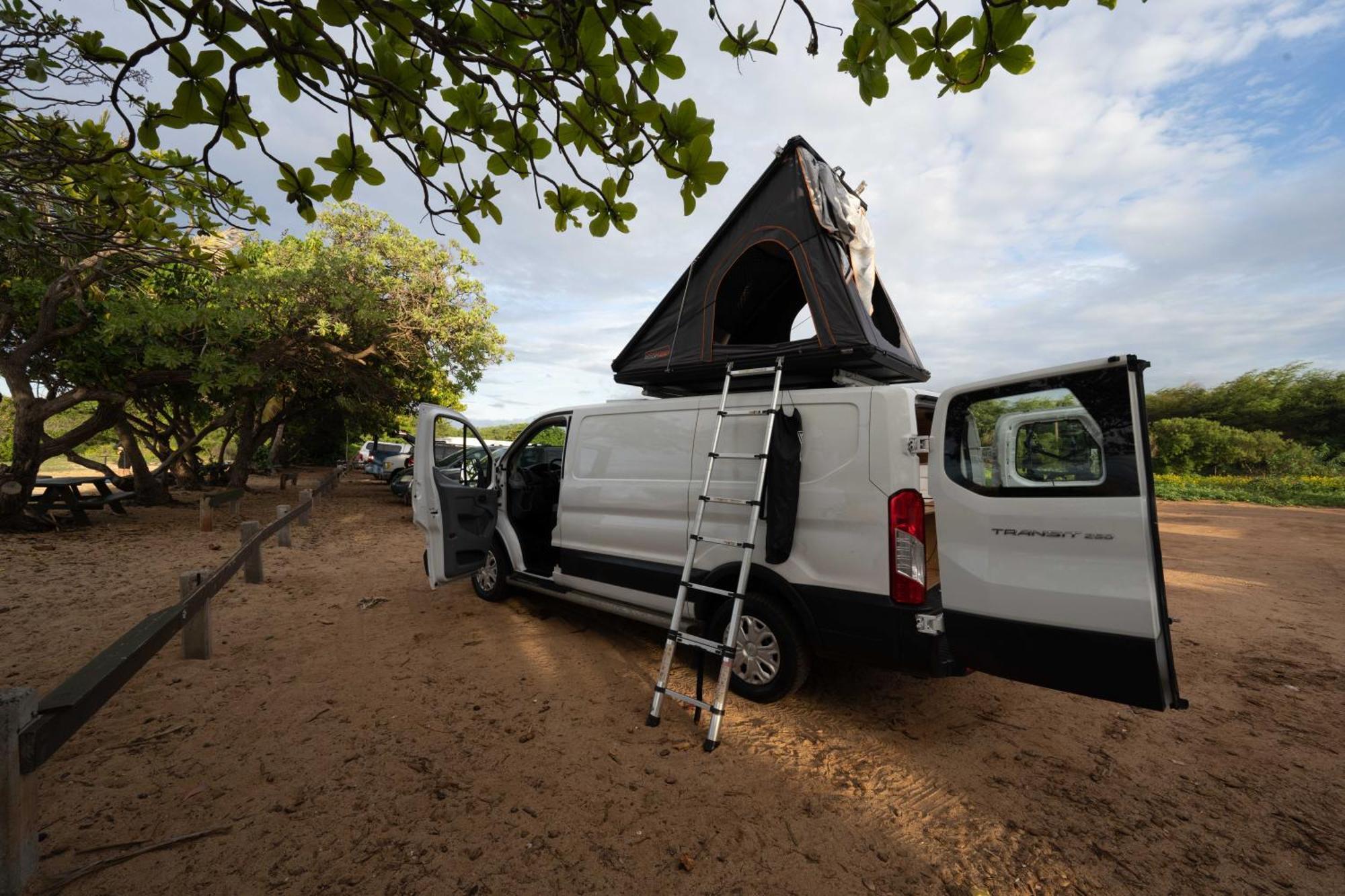 Campcar Maui Jeeps Suvs Hybrid Camper Van Rentals With Equipment And Travel Advice Kahului Exterior photo